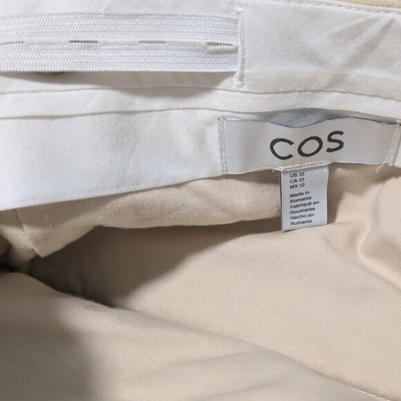 NEW COS | Relaxed Linen-Blend Wide-Leg Trousers in Beige - Picture 9 of 14